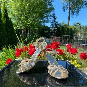 gold sparkly low heel